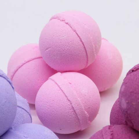 Essential Oil Bath Bomb - Frankincense & Rose