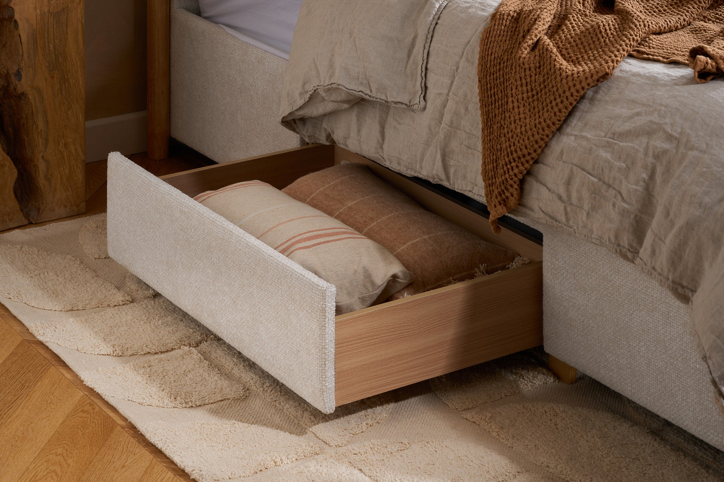 Arabella Double Bed