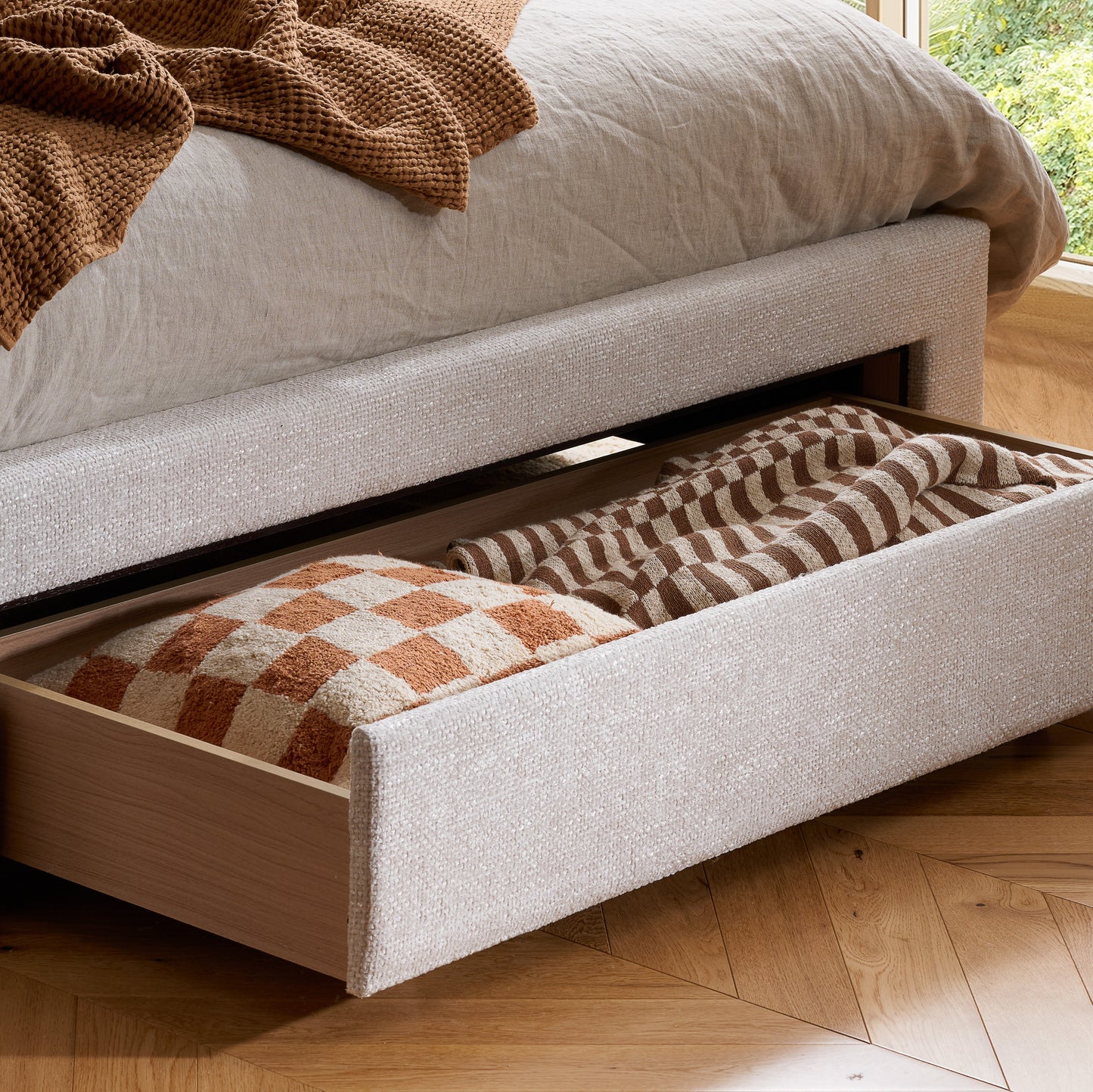 Arabella King Bed
