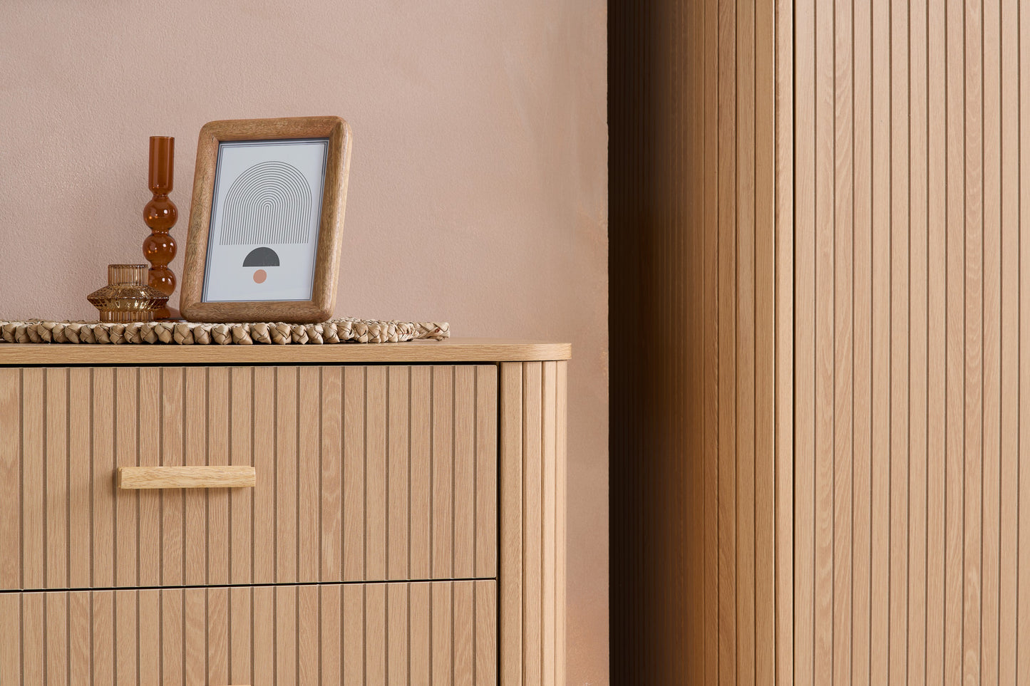 Axel 6 Drawer Fluted Chest