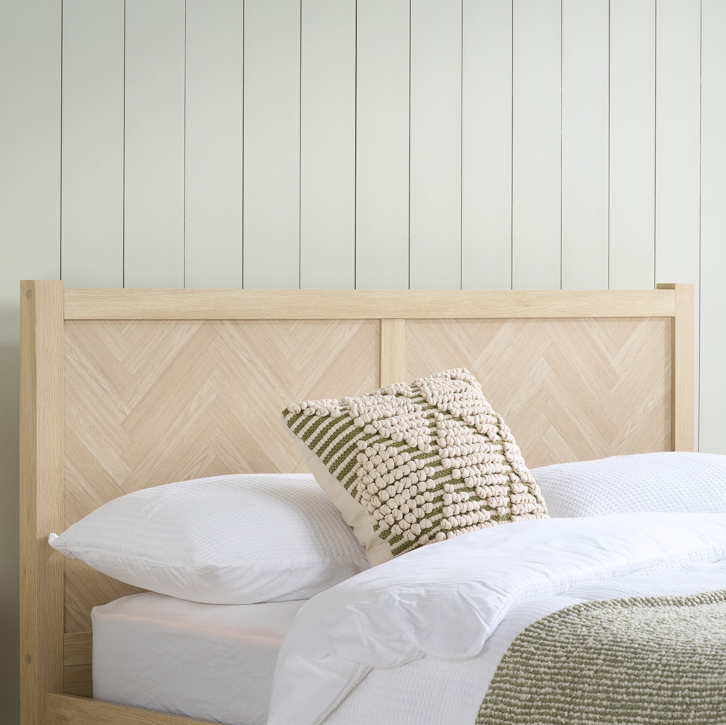 Herringford Double Bed