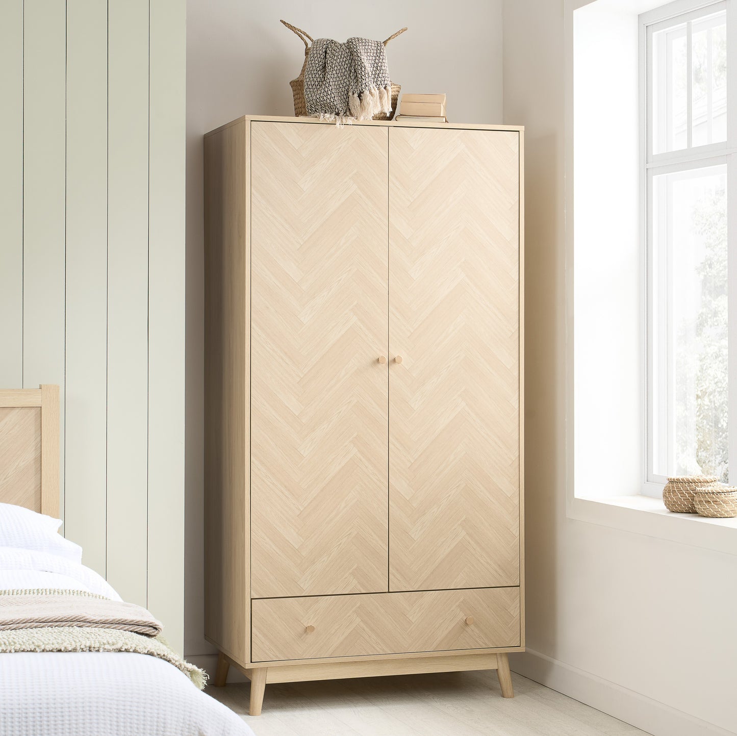 Herringford 2 Door 1 Drawer Wardrobe