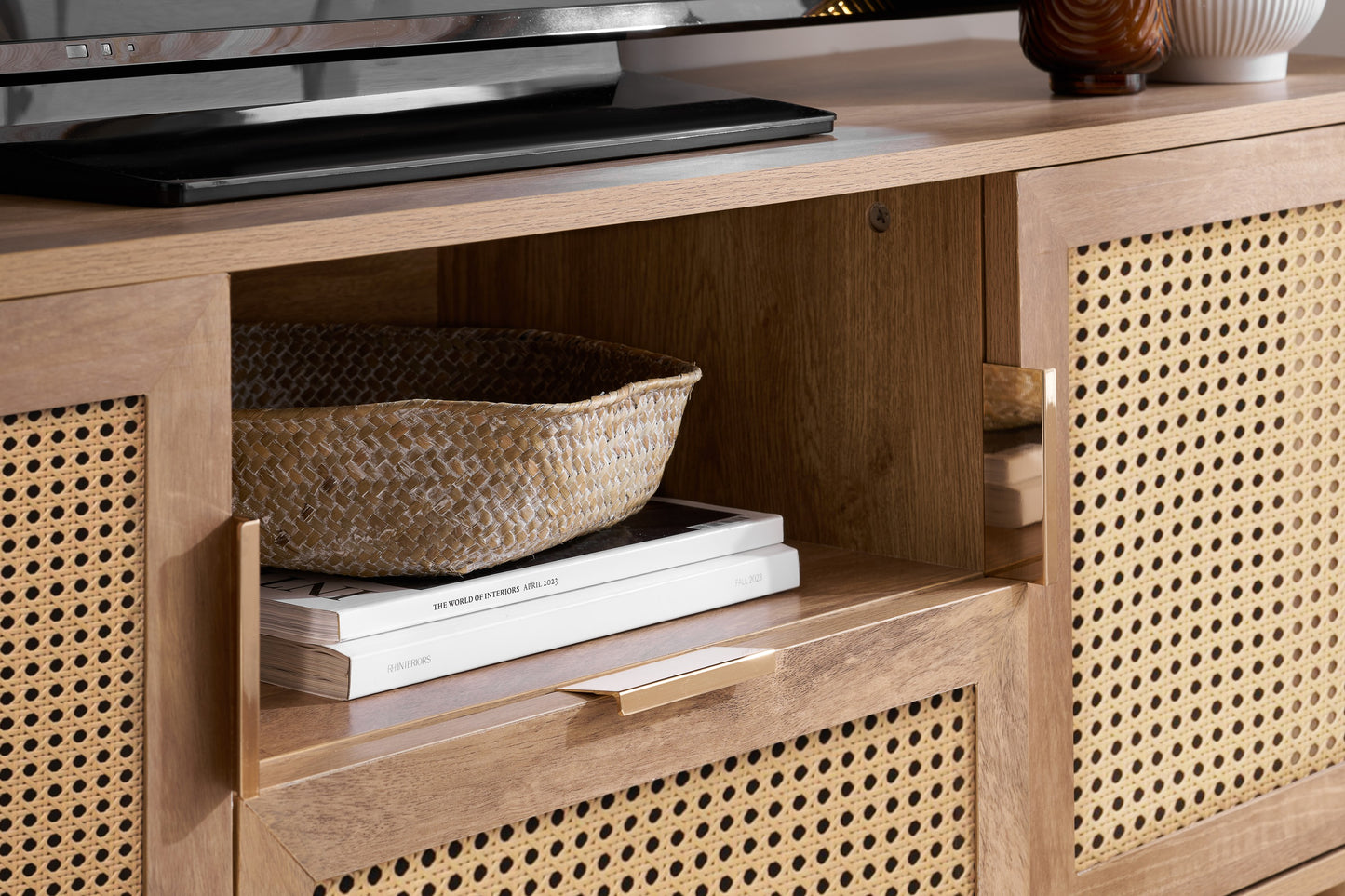Noah 2 Door 1 Drawer TV Unit