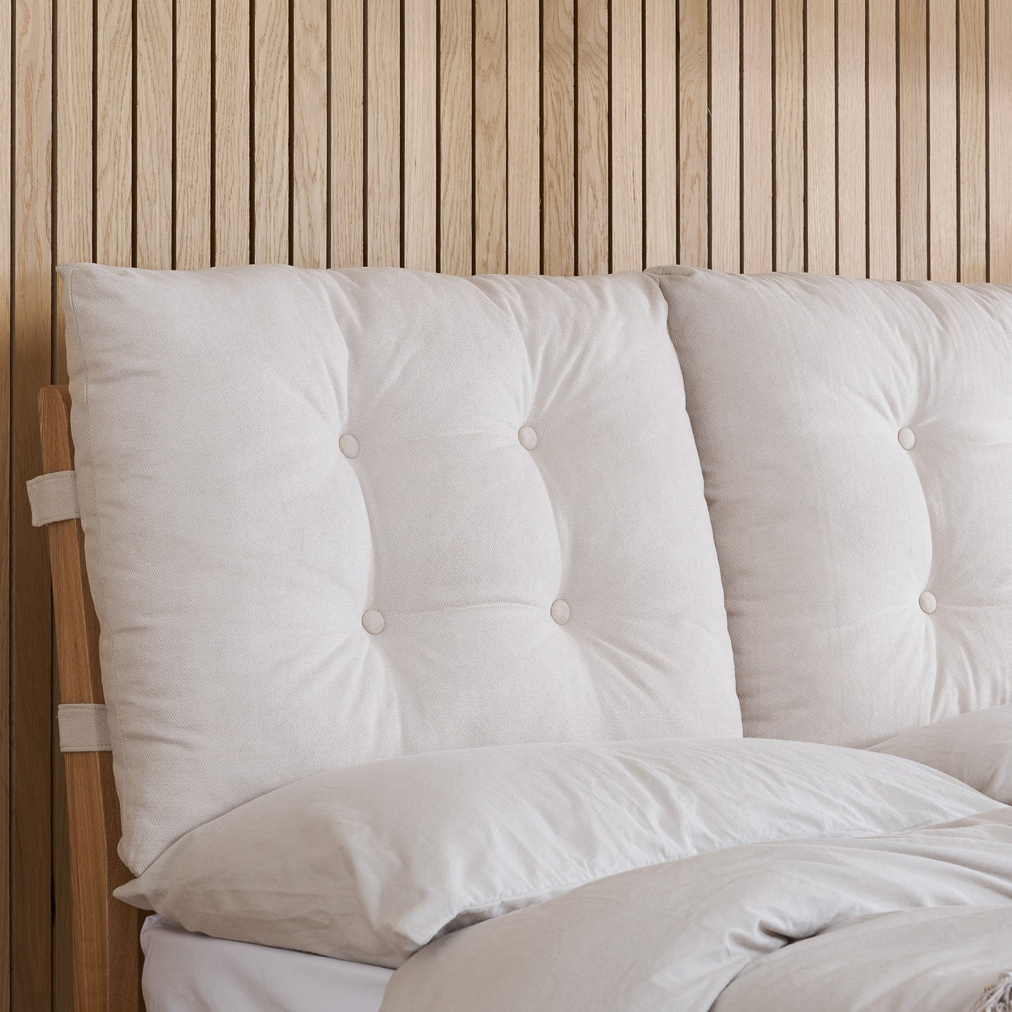 Ander King Bed With Cushion