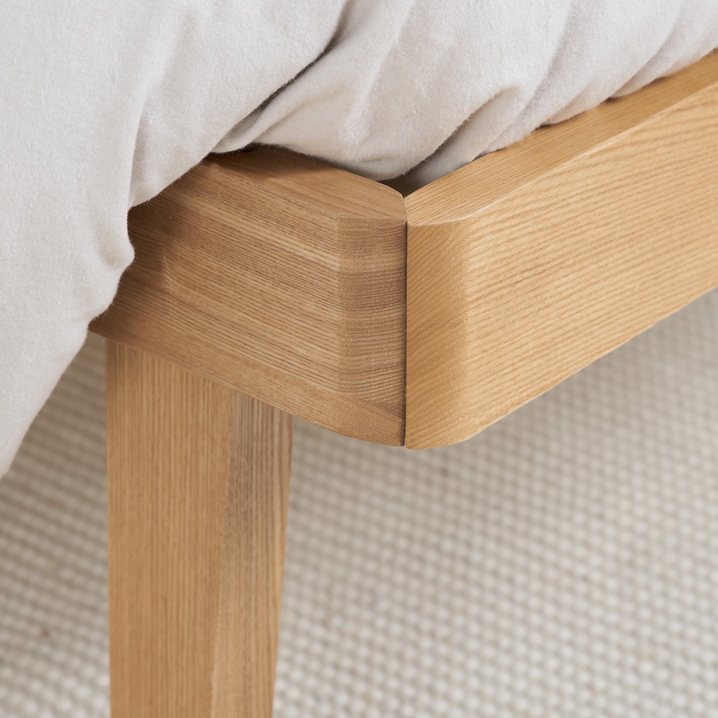 Ander King Bed With Cushion