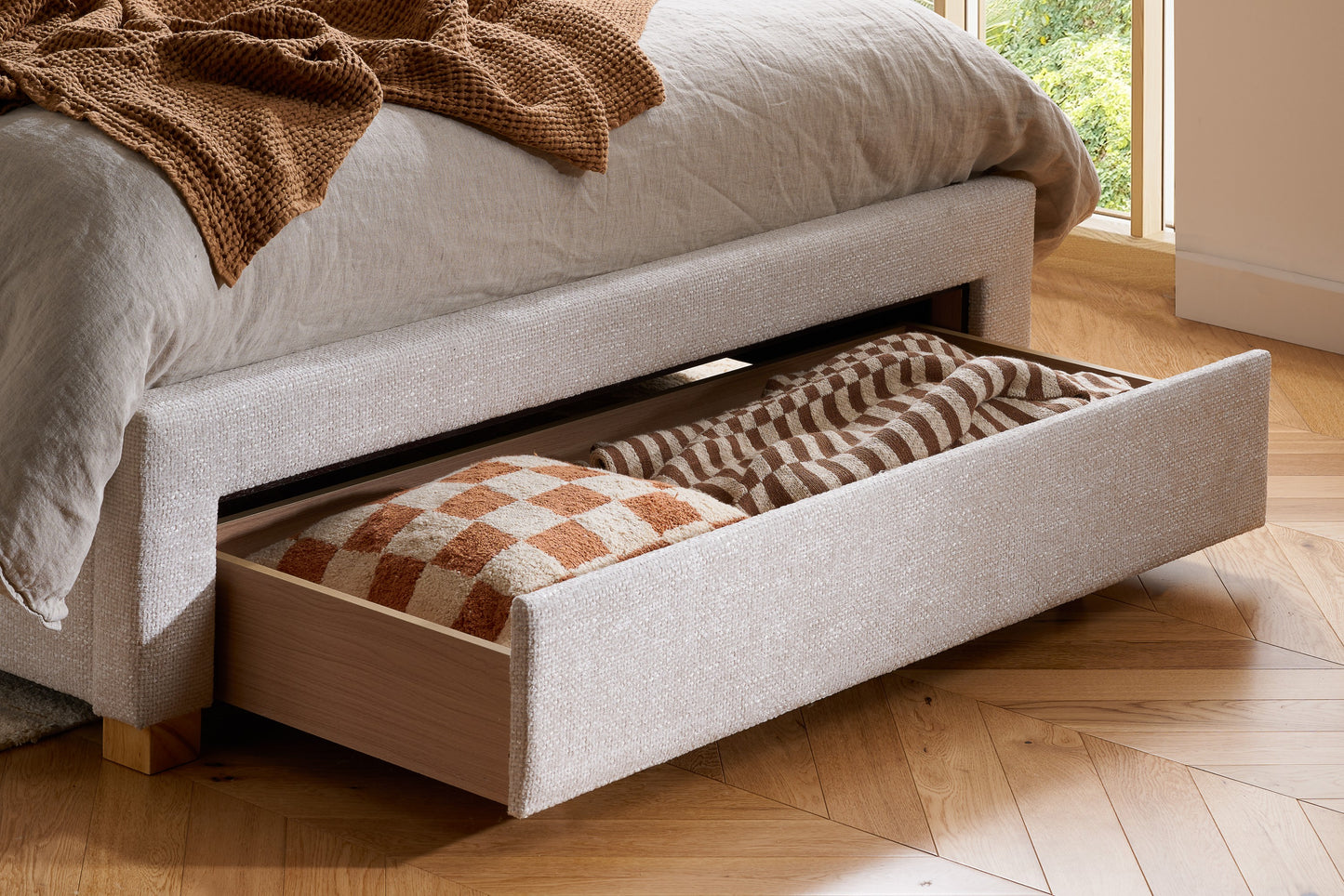 Arabella Double Bed