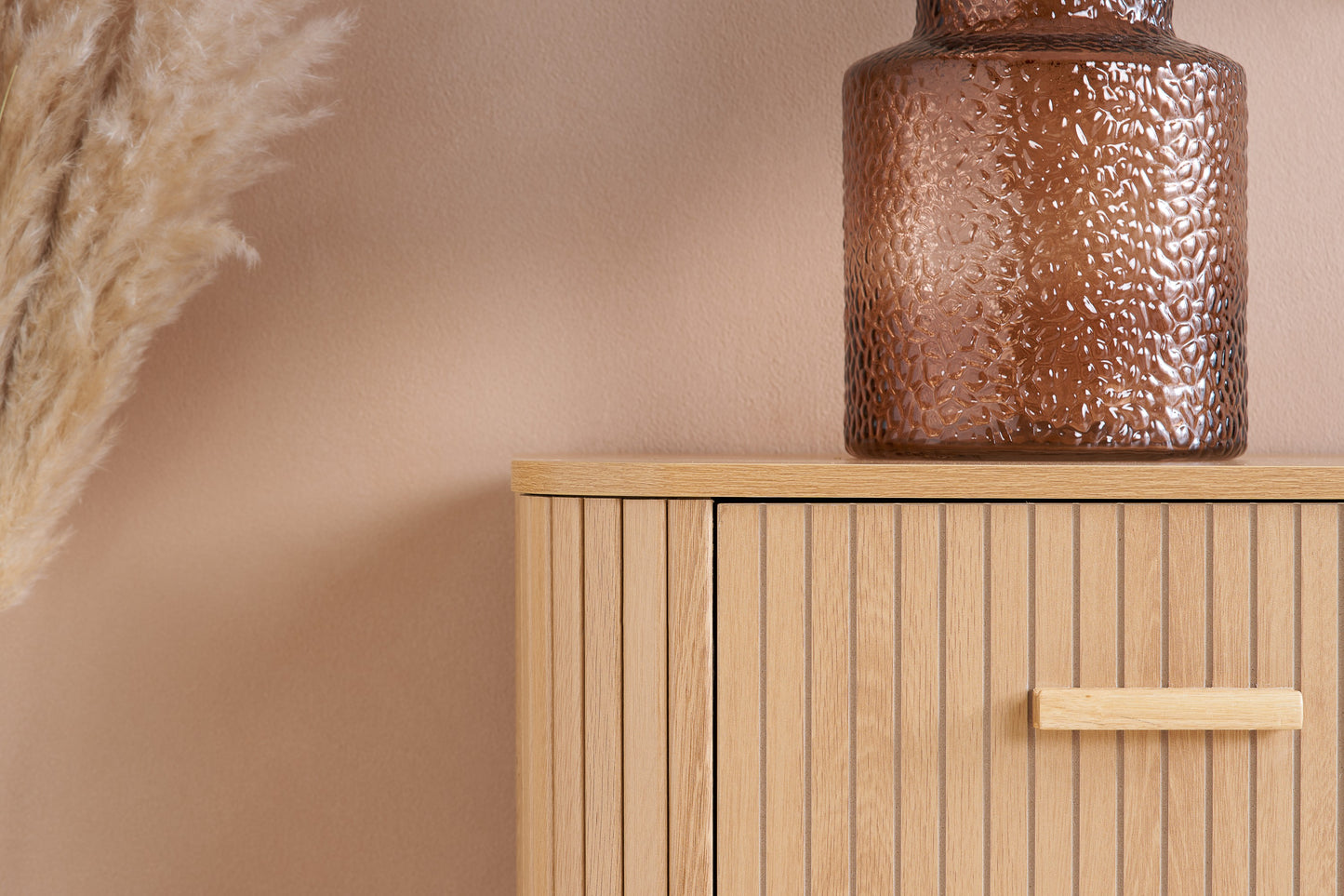 Axel 5 Drawer Fluted Chest