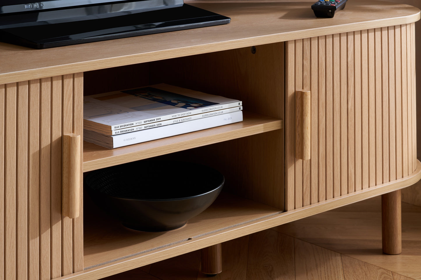 Axel Fluted TV Unit