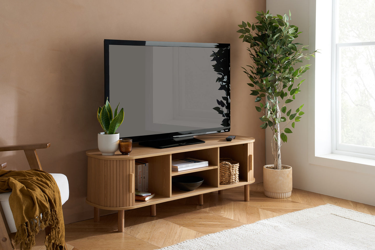 Axel Fluted TV Unit