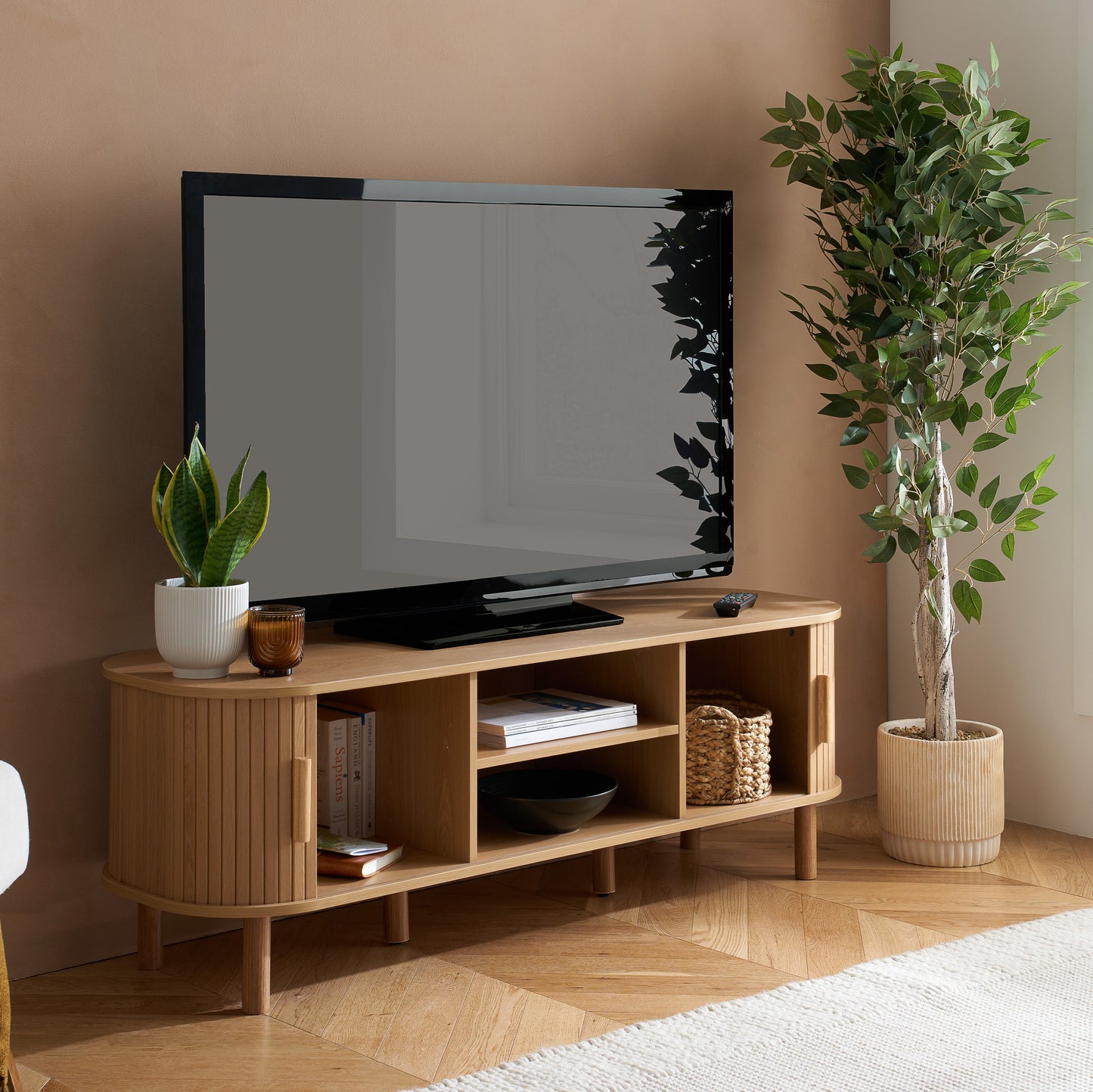 Axel Fluted TV Unit