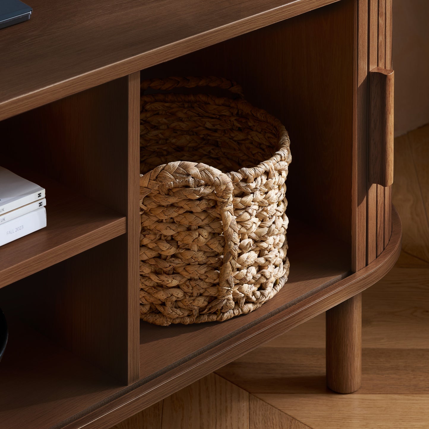 Axel Fluted TV Unit