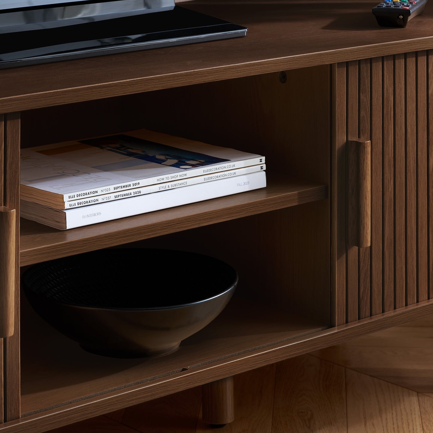 Axel Fluted TV Unit