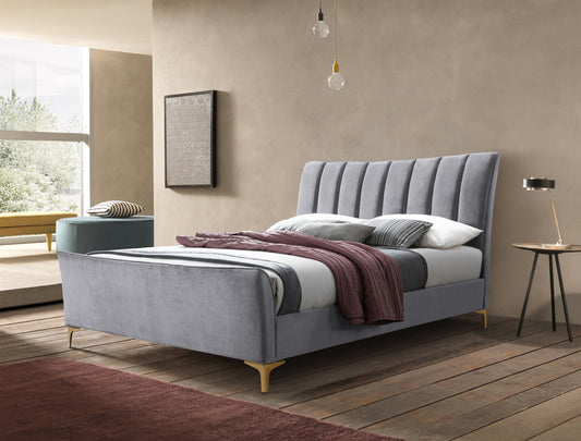 Clover King  Bed