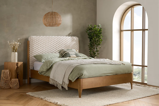 Hatti Double Bed