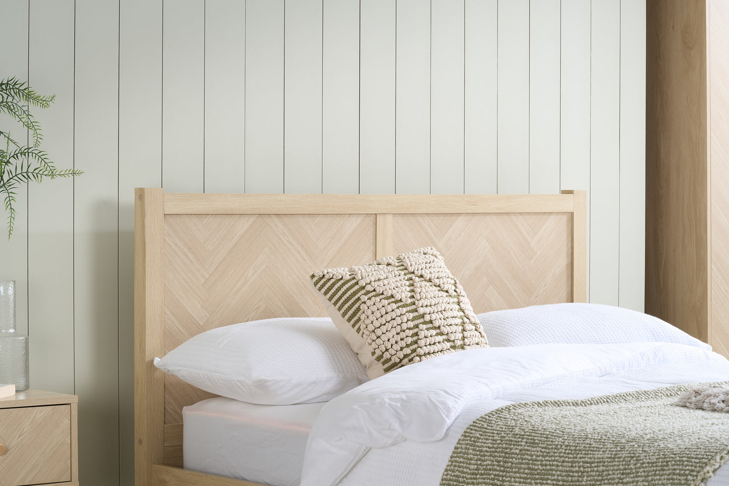 Herringford Double Bed