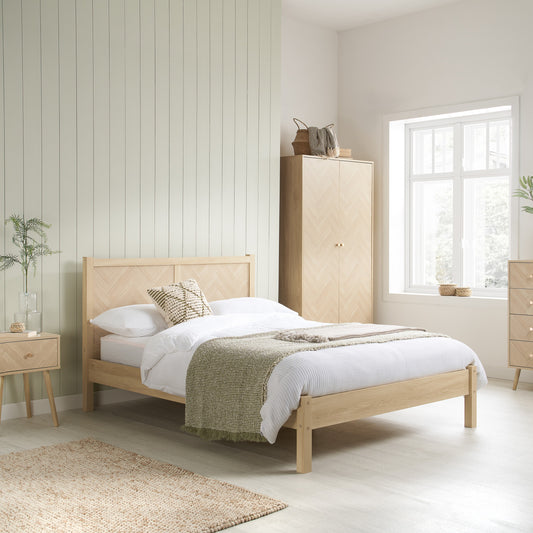 Herringford Double Bed