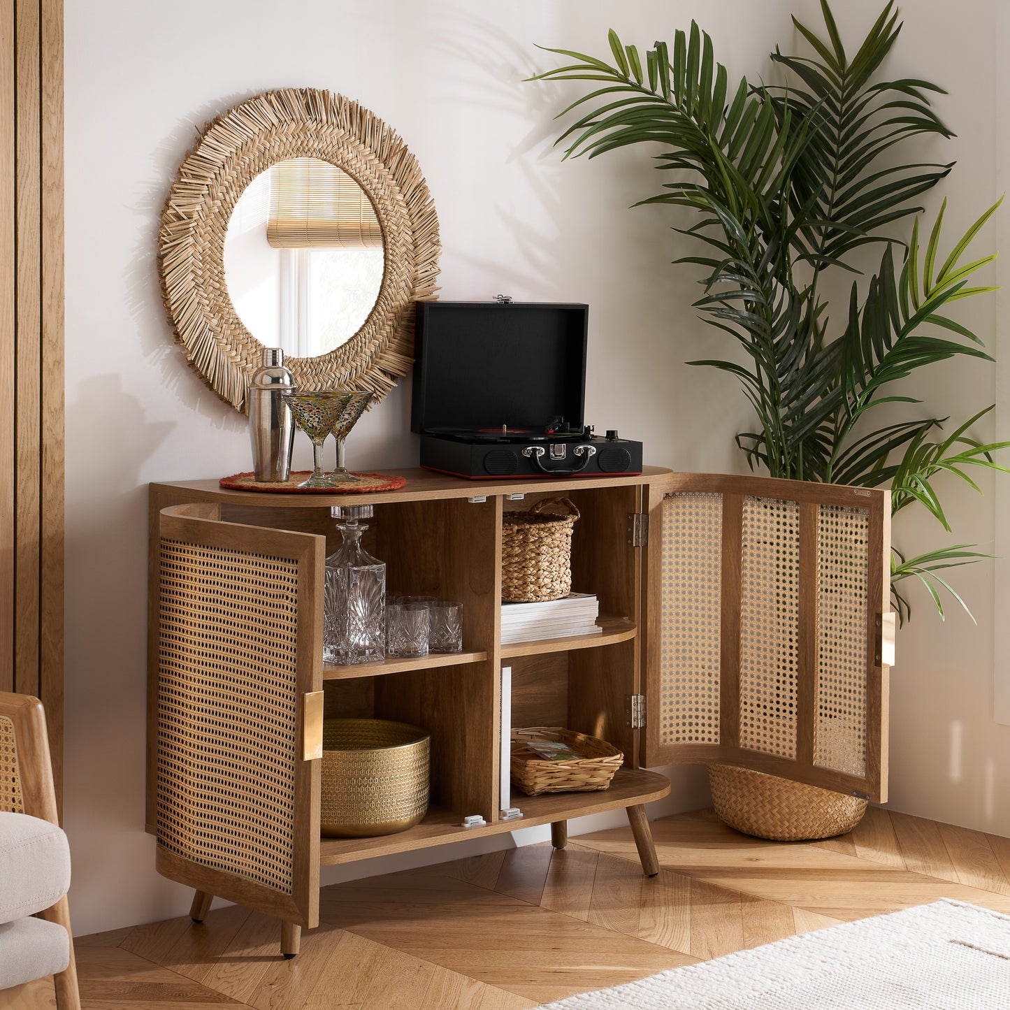 Noah 2 Door Sideboard