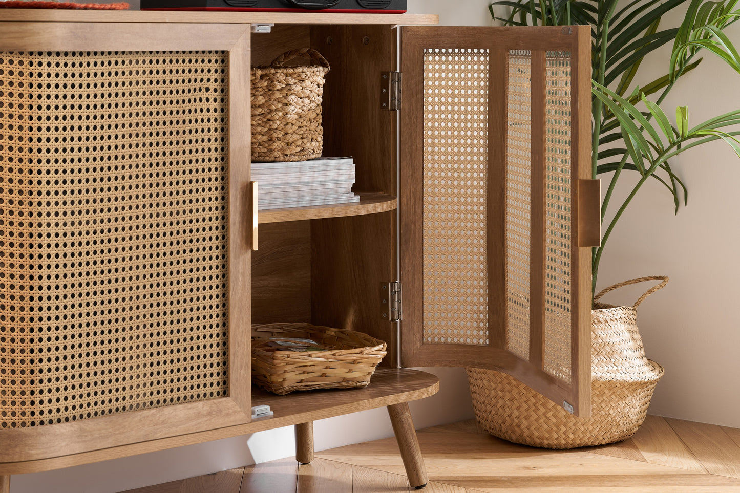 Noah 2 Door Sideboard